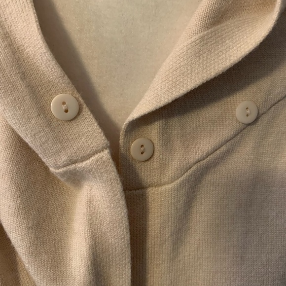 Malissa J Cream Hooded Poncho with Belt, M-L - Picture 4 of 6